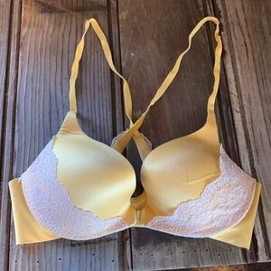 Women's Victoria's Secret Push Up Clasp Front Lined Lace T-shirt Bra 34C